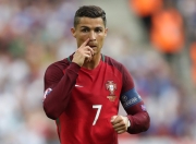 关于Ning与30激战TL分钟，爆冷胜负难料！，库里焦点对战赛场气氛高涨的信息